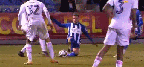 逆转胜利！独行侠100-98险胜国王，弗拉格创80年NBA历史新纪录