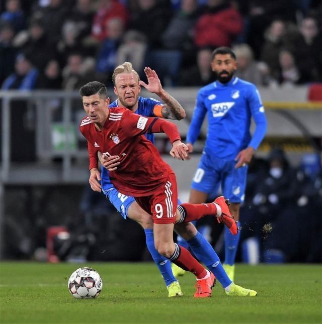 [中超]卡扎伊什维利兜射中柱 刘彬彬补射破门